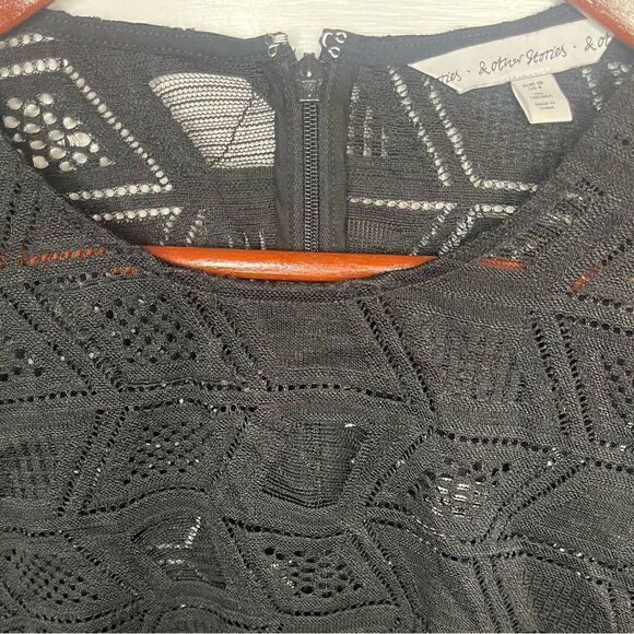 & Other Stories Crocheted Long Sleeve Blouse Size 8 - Picture 9 of 10
